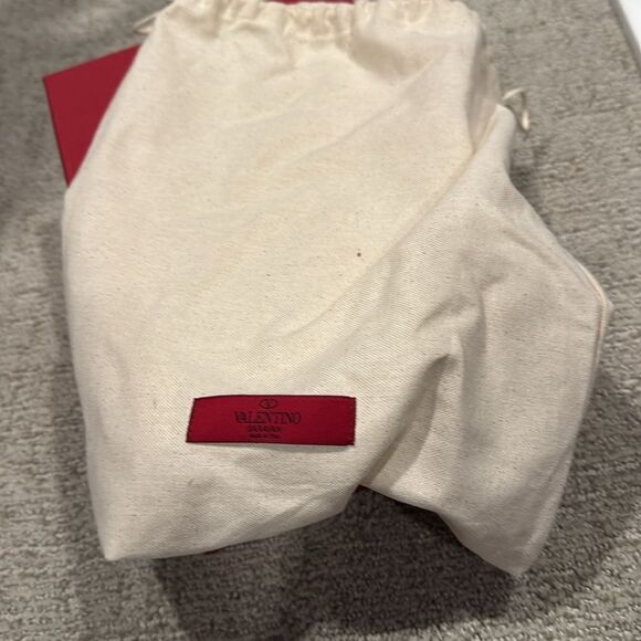 Valentino Garavanti Rockstud Rubino Authentic Sz 7.5 - Picture 12 of 14